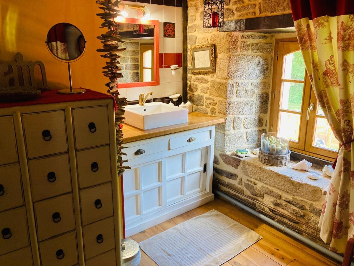 Maison de caractère datant de 1739 Quistinic Extérieur photo